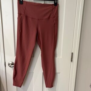 Effortless Support All in Motion 7/8 leggings